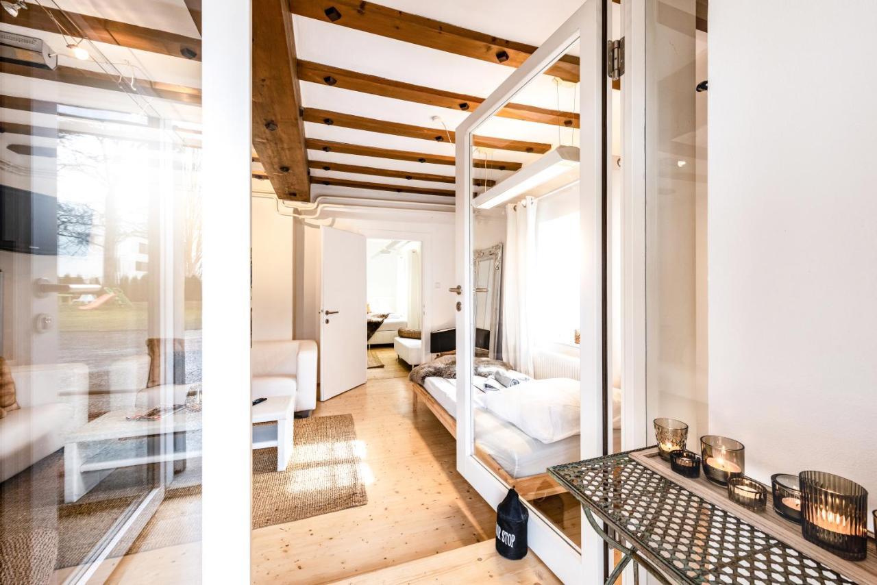 Family Wellhouse Green Garden Direct In Salzburg, Sunny Big Garden, Up To 16 Pax, Bikes For Free, Bbq, Sunbeds, Parking For Free, 15 Min Sound Of Music Exterior foto